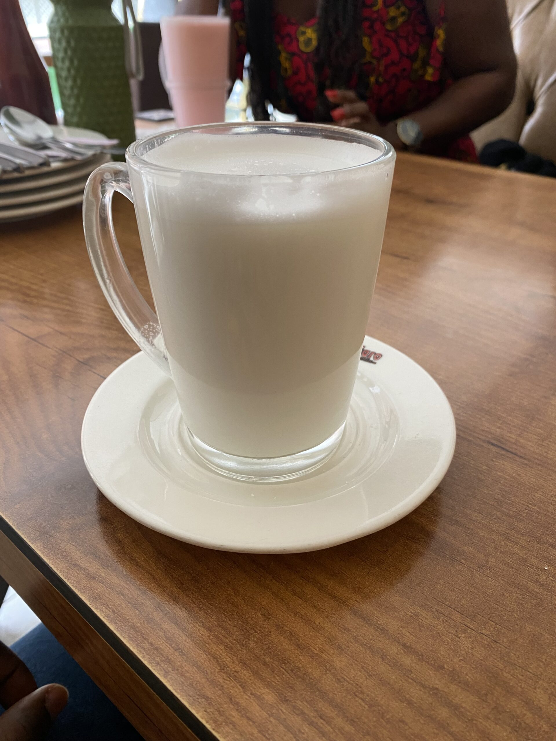 Leche de Ajo: Un Remedio Natural Antiinflamatorio para el Alivio del Dolor Lumbar y la Ciática